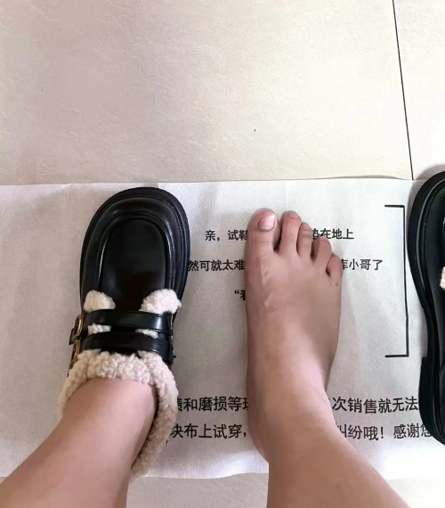 在抖音电商卖大码女鞋年销量破百万AG旗舰厅兴趣推荐汇聚小众需求她(图3)