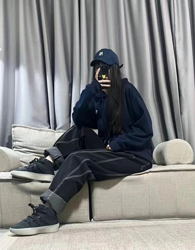 Fog」联名跌爆终于进奥莱了ag旗舰厅注册突发：「阿迪 x