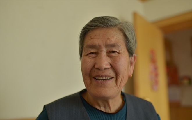 真相：有退休金比有存款的老人子女更孝顺AG旗舰厅网站首页发现一个很现实的家庭(图3)